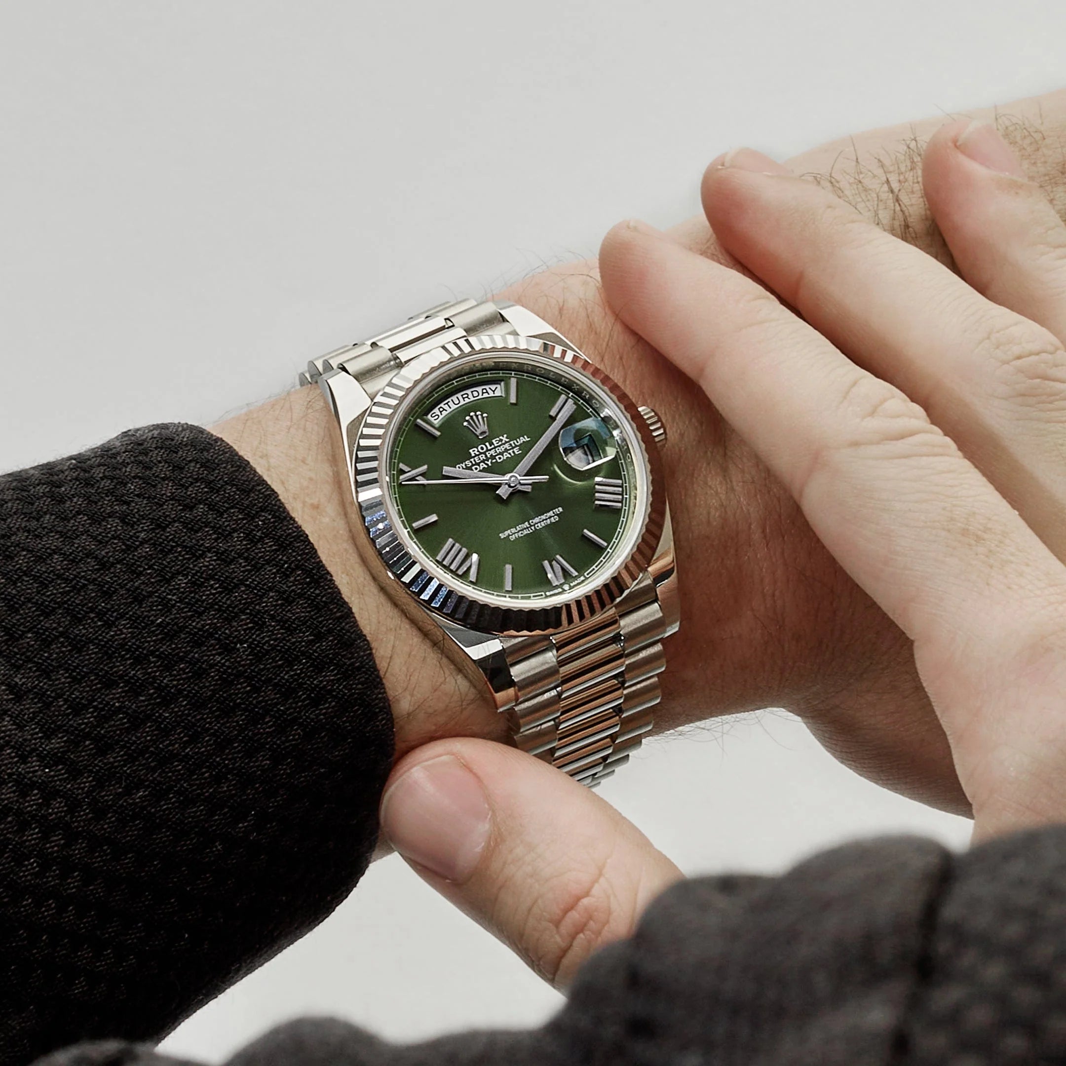Rolex Day-Date 228239 Ogrp Olive Green Beveled Roman Fluted Bezel Dial 40Mm 18Kt White Gold Jubilee Bracelet Men’S Watch