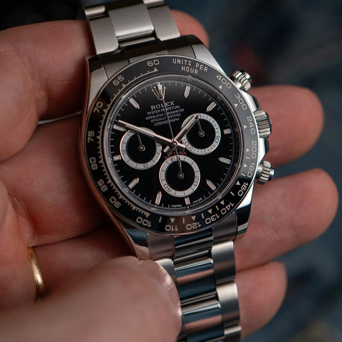 Rolex Cosmograph Daytona 126500LN-0002 Oystersteel Contrasting Counter Rings Black Dial