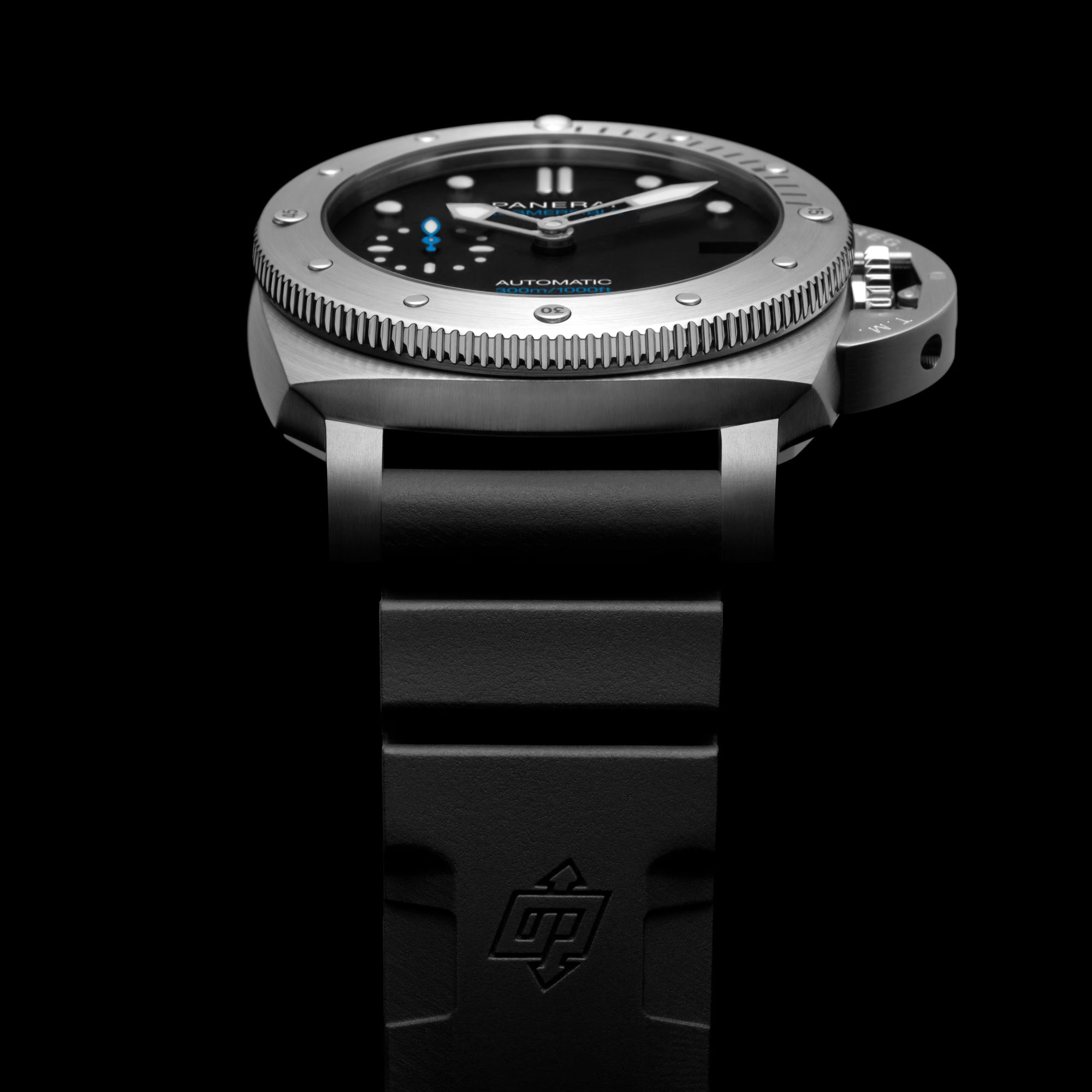 Panerai Luminor Submersible Pam00973 Black Dial 42Mm Stainless Steel Black Rubber Straps Men’S Watch