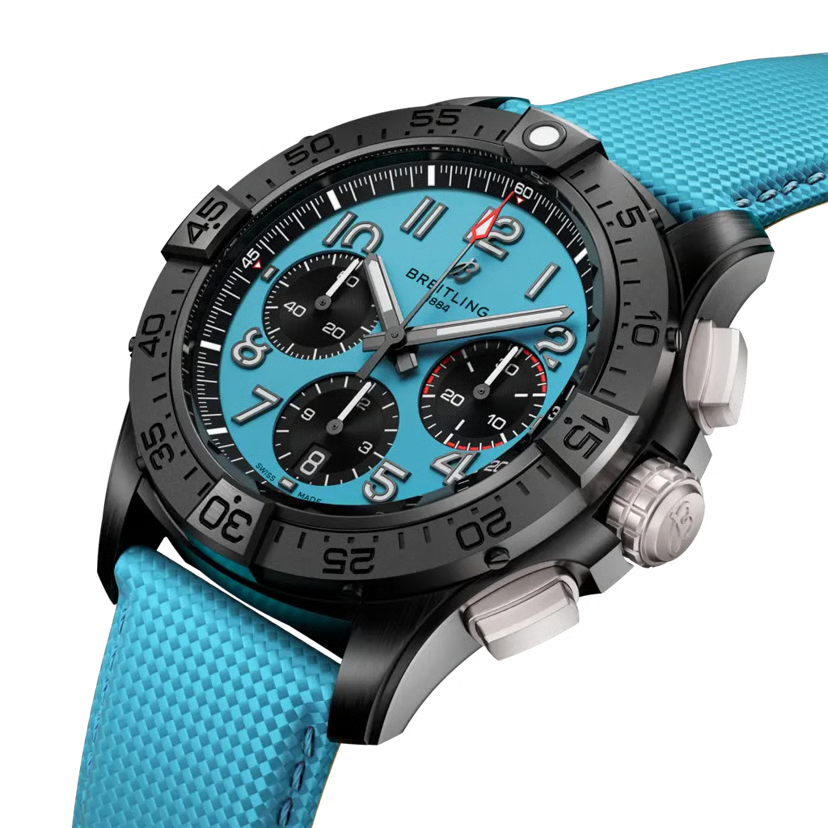 Avenger B01 Chronograph 42 Night Mission