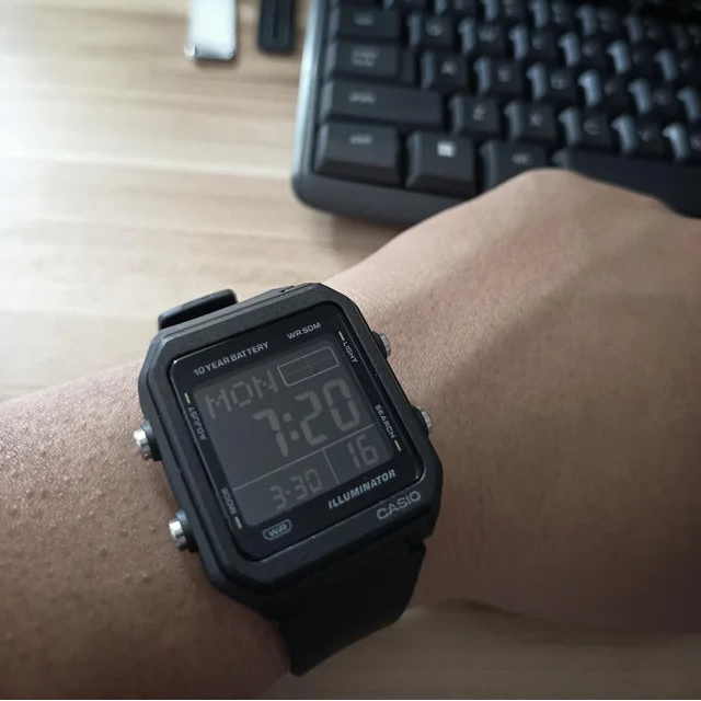 Casio - W-221H-1BVDF