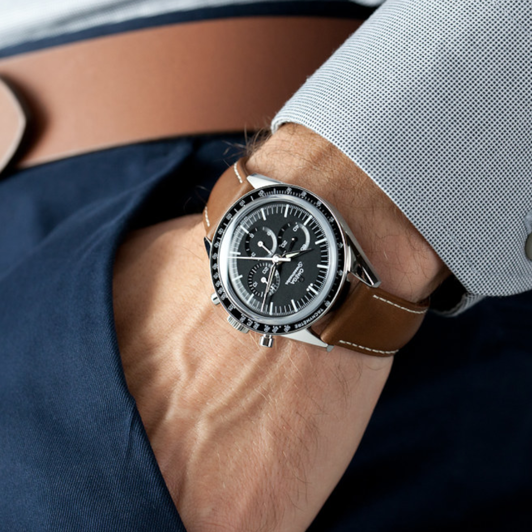 Omega Speedmaster Moonwatch – Anniversary – Numbered Edition – First OMEGA In Space – full set - Azzam Watches 