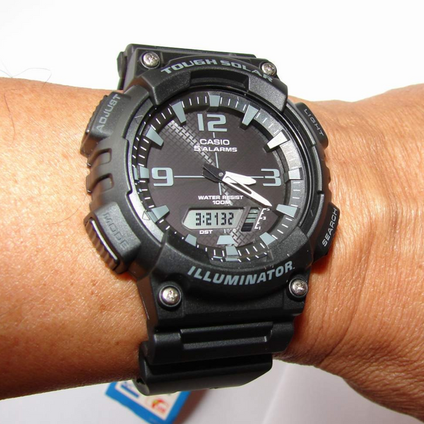 Casio - AQ-S810W-1A2VDF - Azzam Watches 