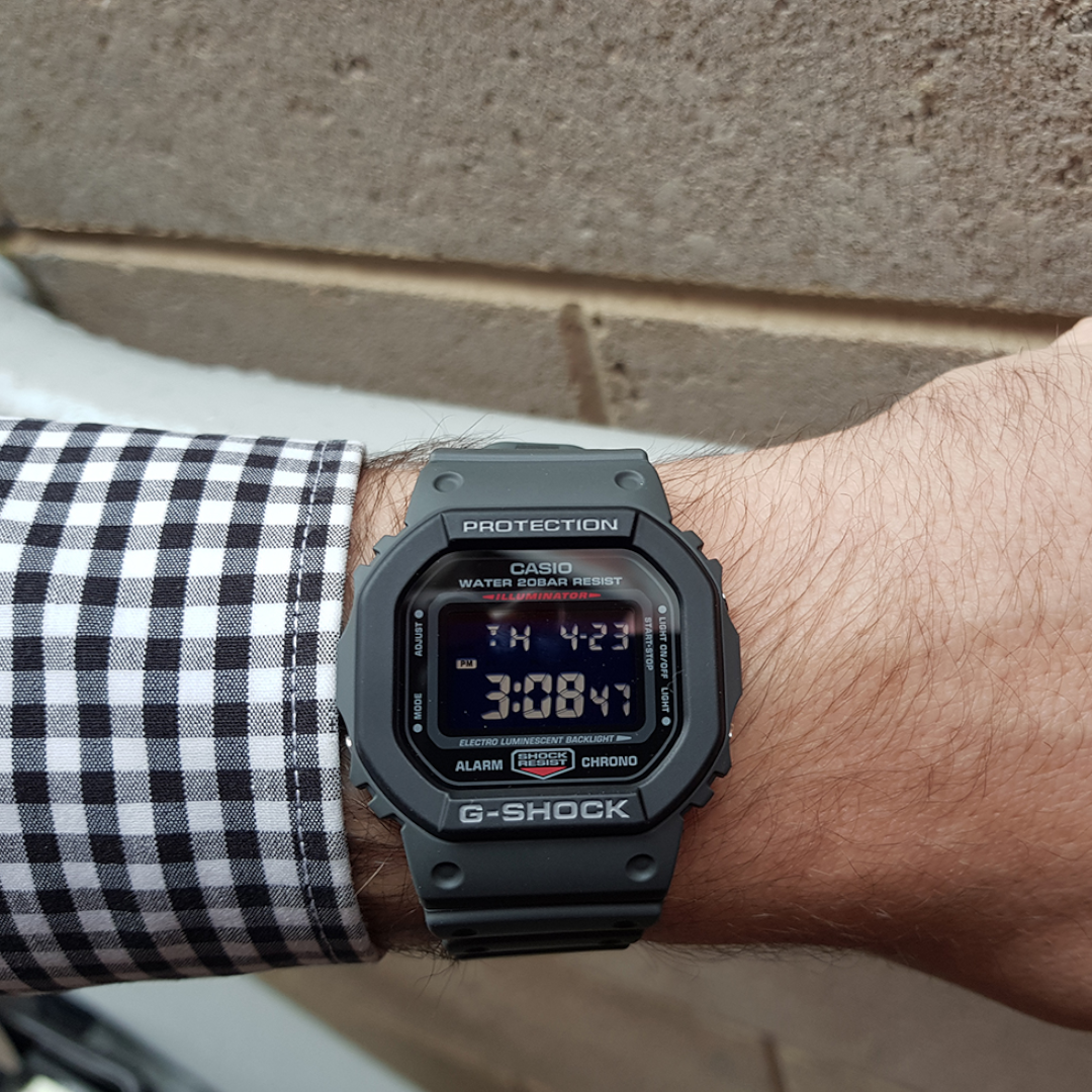 Casio - DW-5610SU-8DR - Azzam Watches 