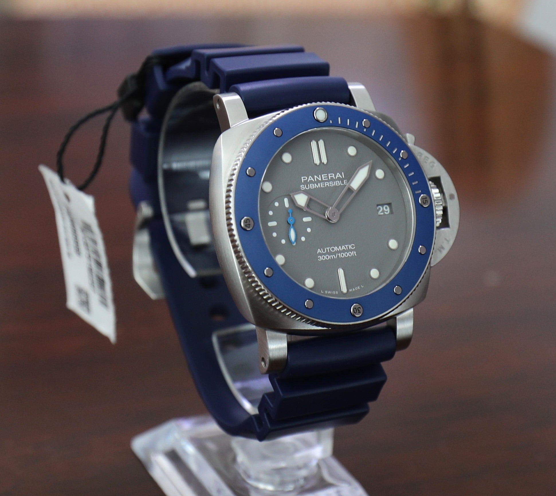 Panerai Submersible 42mm – PAM00959 – Grey Dial – Blue Bezel – Unworn – Full Set - Azzam Watches 