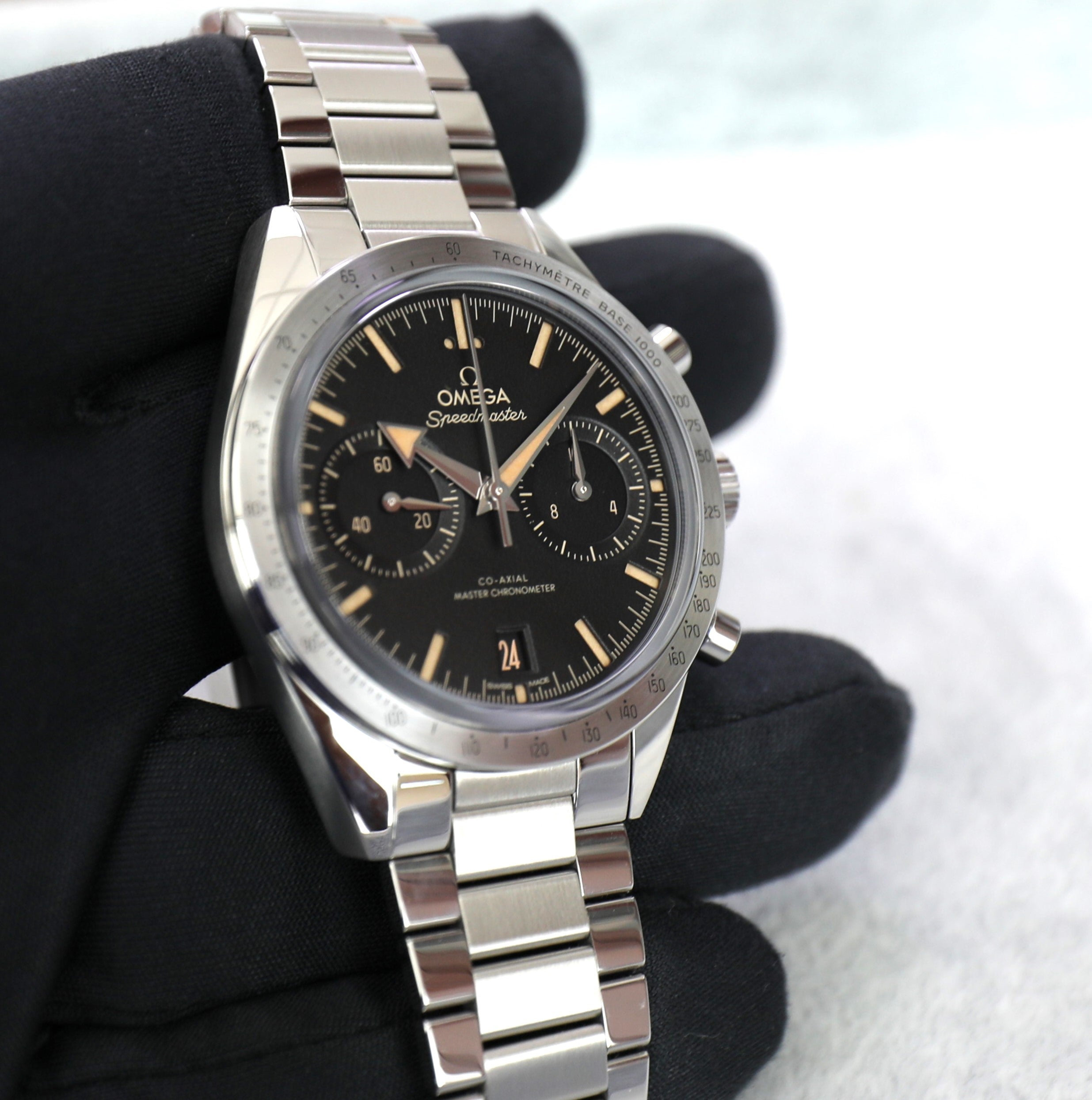 Omega Speedmaster Broad Arrow ’57 – 40mm – Manual – New – Full Set – CoAxial Chronograph – Full - Azzam Watches 