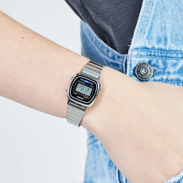 Casio - LA670WA-1DF - Azzam Watches 